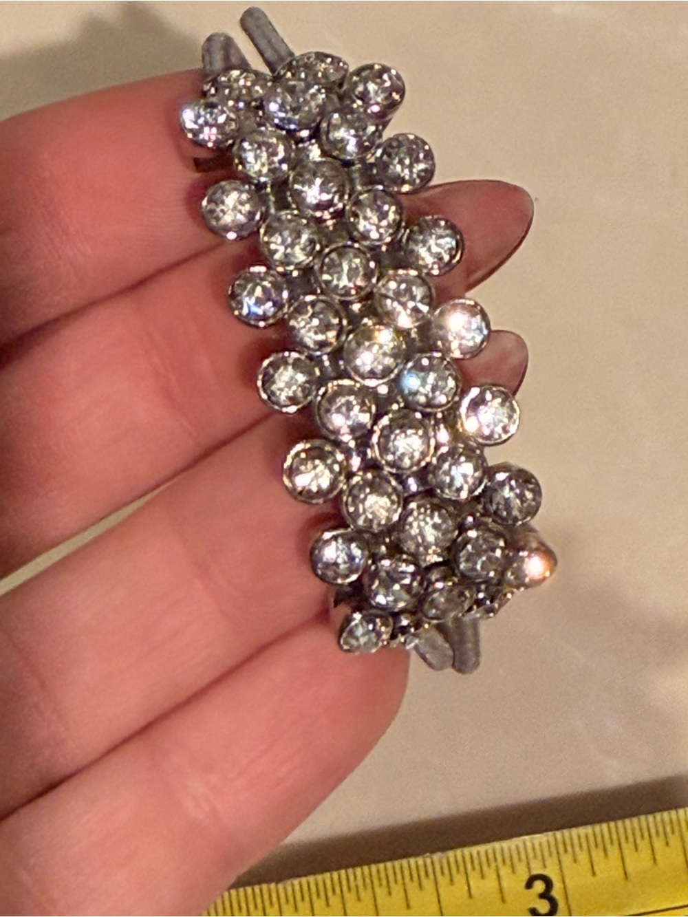 ~Henri Bendel Lot of 3 Hair Accessories *EUC* MSRP: $75+tax - Picture 2 of 8
